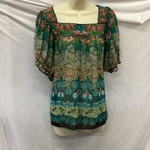 I.C.E Flowy Floral Top.